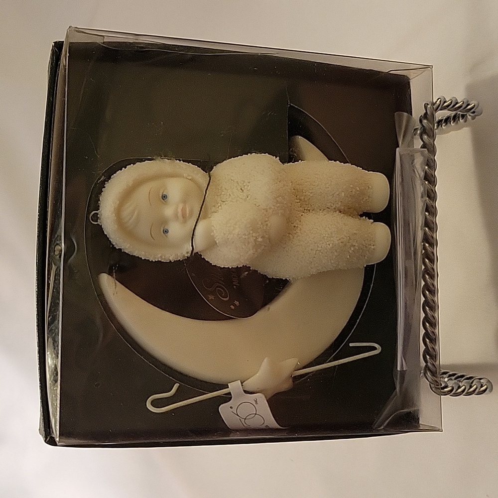 Snowbabies "Moondreams" Christmas ornament.  Department 56. Still in box